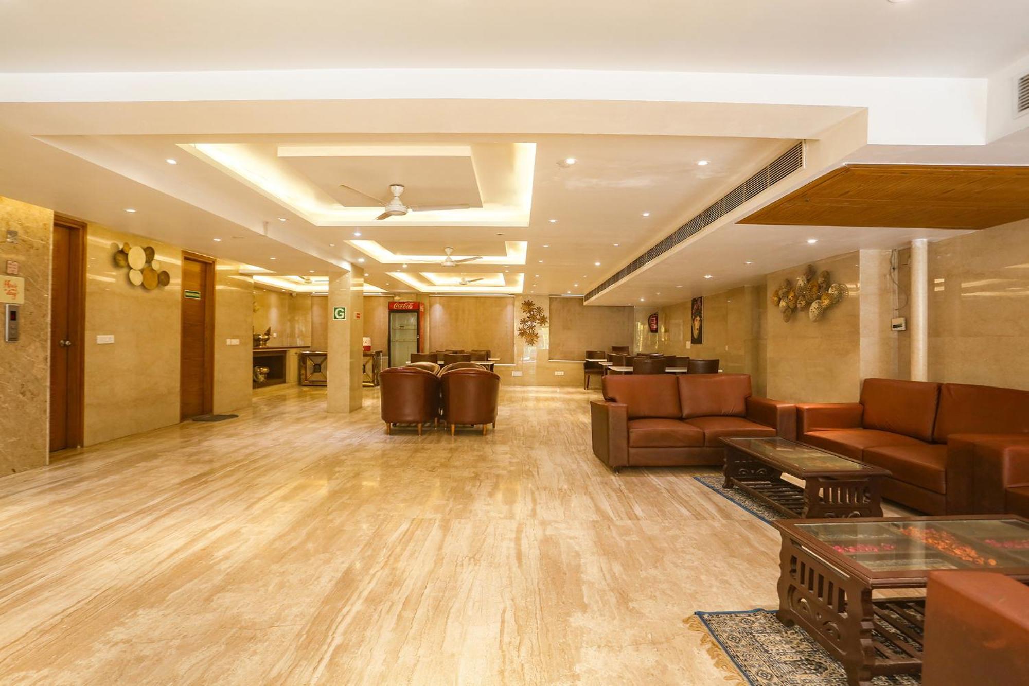 Fabhotel Prime Star 17 - Nr Yashobhoomi Convention Centre Delhi  Exterior foto